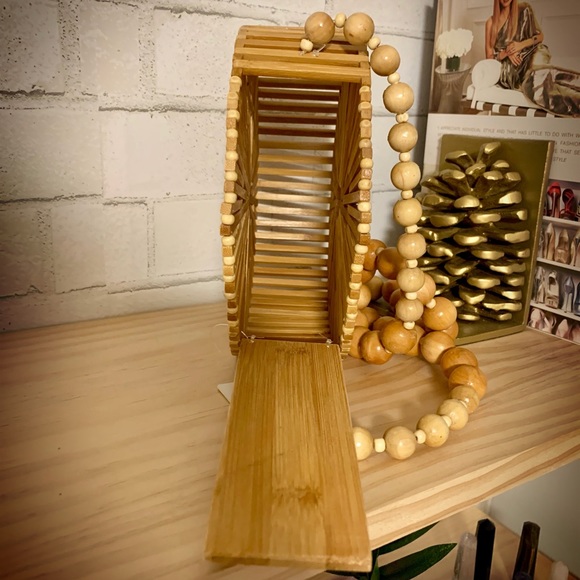 🔥sold🔥Straw Studios circular wooden bag - Picture 4 of 6